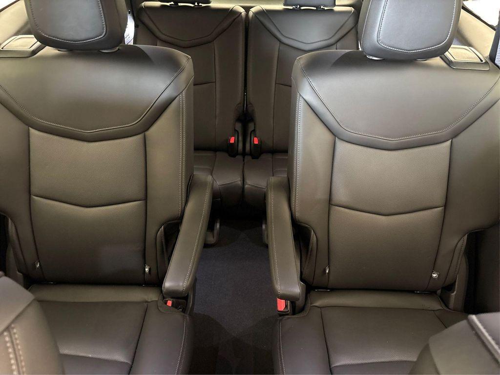 new 2025 Cadillac XT6 car, priced at $49,550