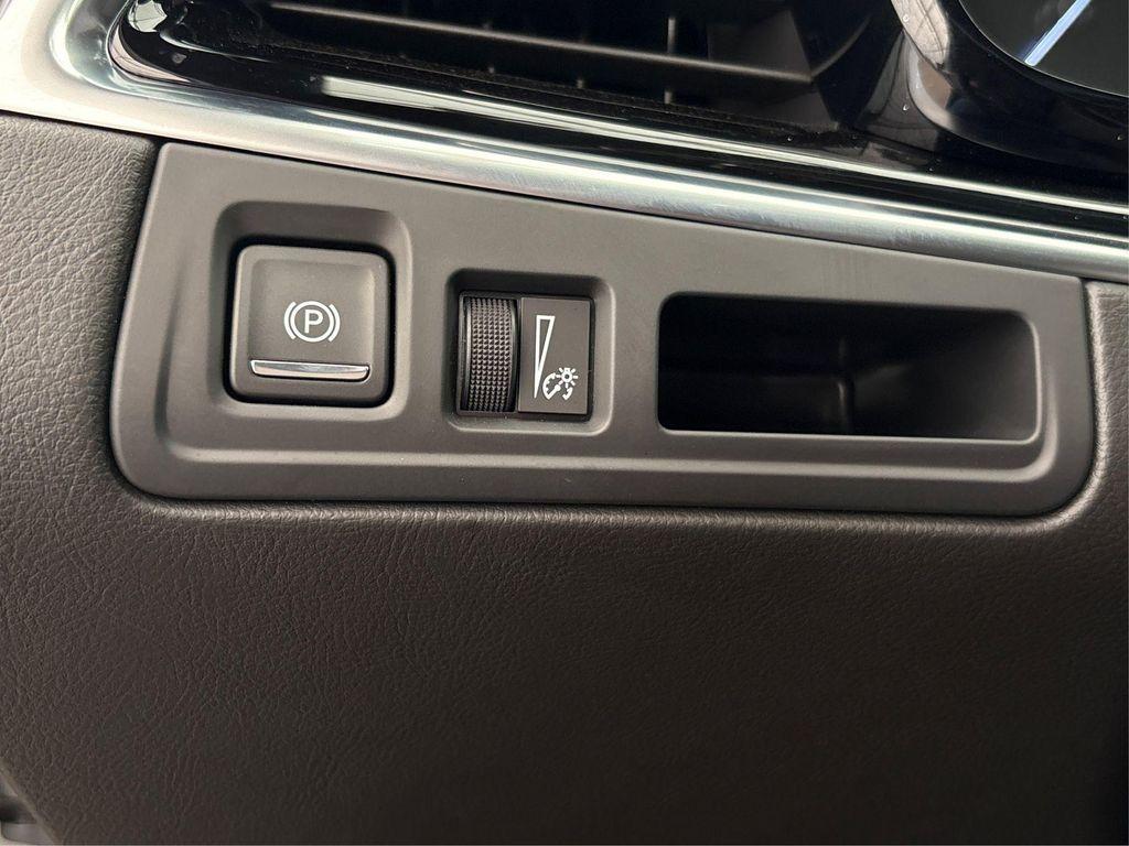 new 2025 Cadillac XT6 car, priced at $49,550