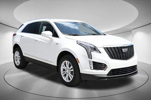 new 2024 Cadillac XT5 car, priced at $38,991