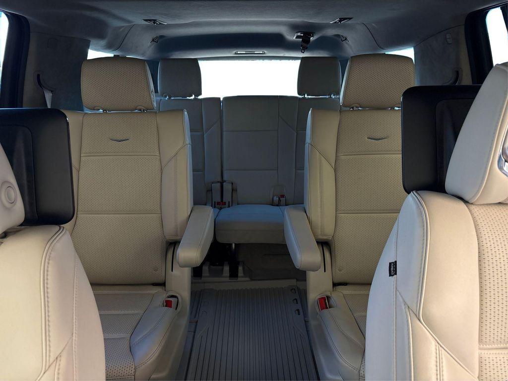 used 2024 Cadillac Escalade ESV car, priced at $88,790