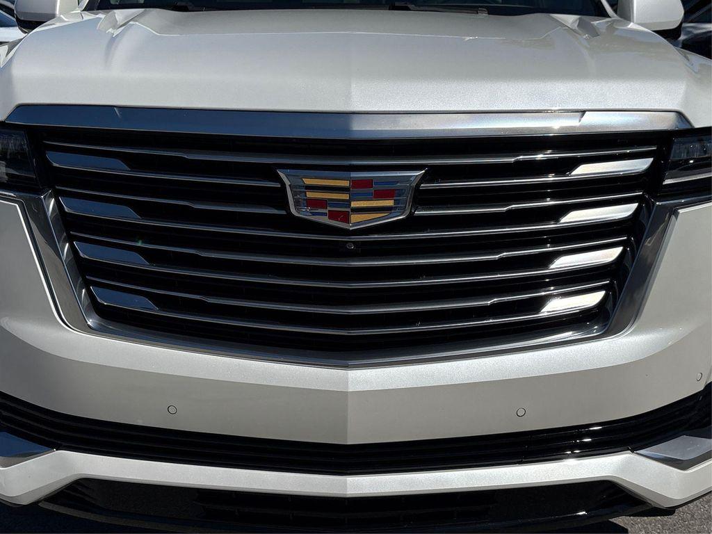used 2024 Cadillac Escalade ESV car, priced at $88,790
