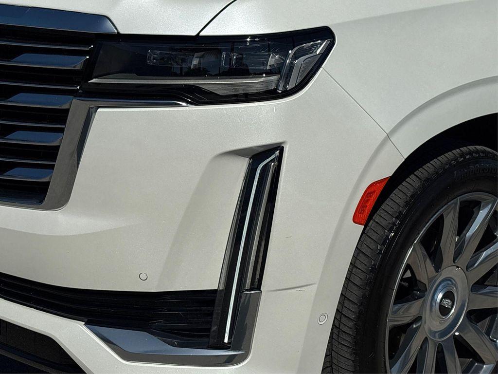 used 2024 Cadillac Escalade ESV car, priced at $88,790