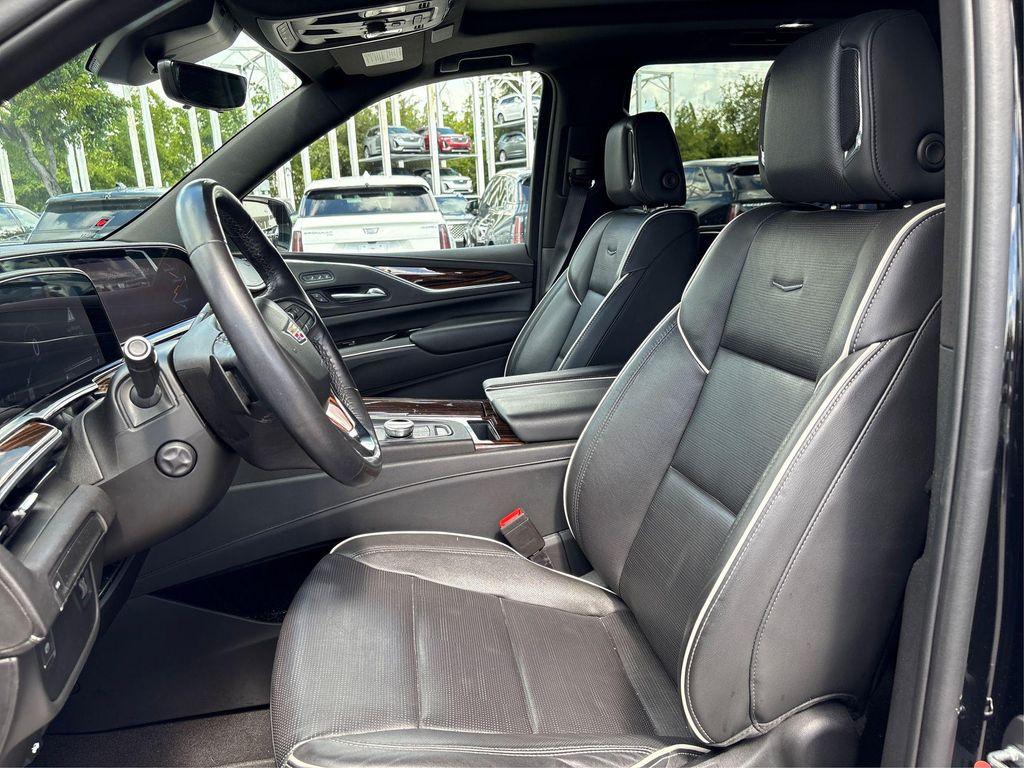 used 2022 Cadillac Escalade car, priced at $59,555