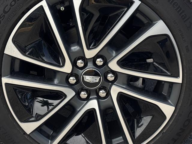 new 2025 Cadillac OPTIQ car, priced at $60,015