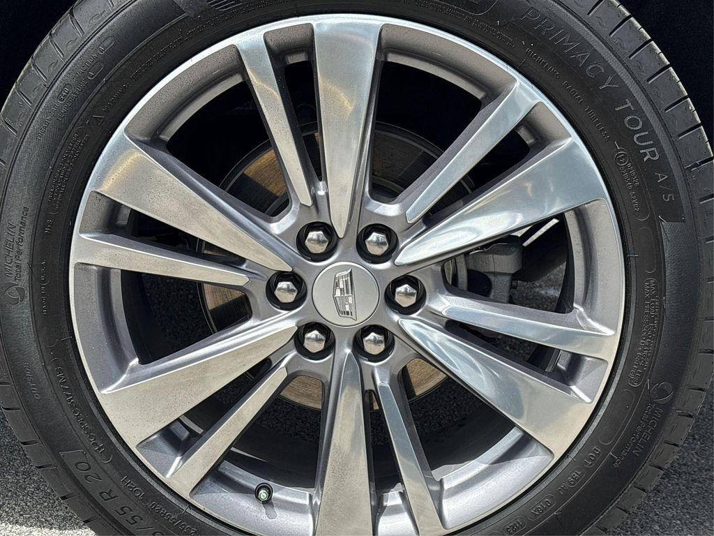 used 2024 Cadillac XT6 car, priced at $42,796