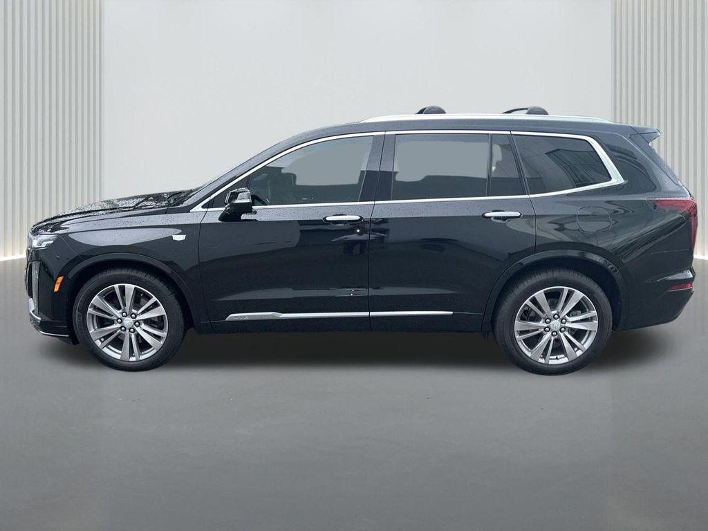 used 2024 Cadillac XT6 car