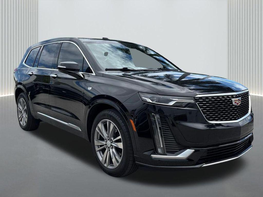 used 2024 Cadillac XT6 car, priced at $42,796