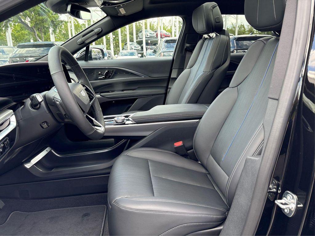 new 2025 Cadillac LYRIQ car, priced at $61,014