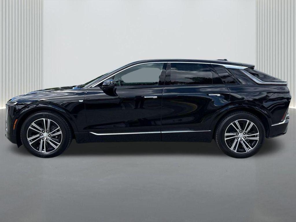 new 2025 Cadillac LYRIQ car, priced at $61,014