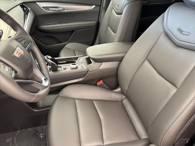 new 2025 Cadillac XT6 car, priced at $44,995