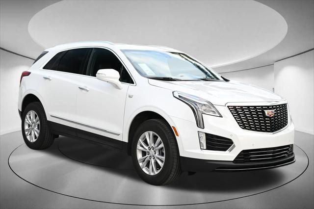 new 2024 Cadillac XT5 car, priced at $45,515