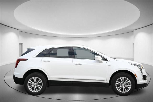 new 2024 Cadillac XT5 car, priced at $45,515