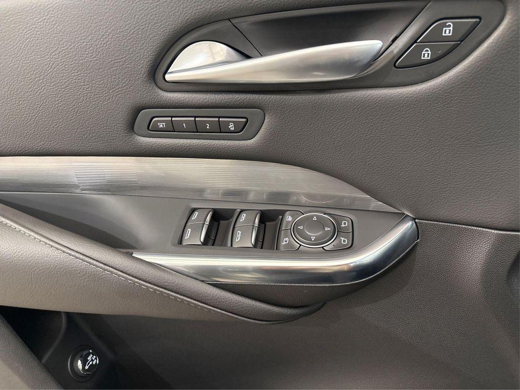 new 2025 Cadillac XT4 car, priced at $41,990