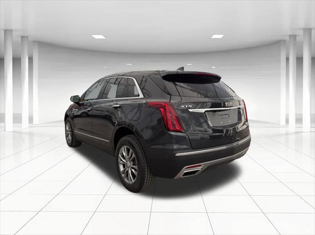 used 2021 Cadillac XT5 car, priced at $25,500