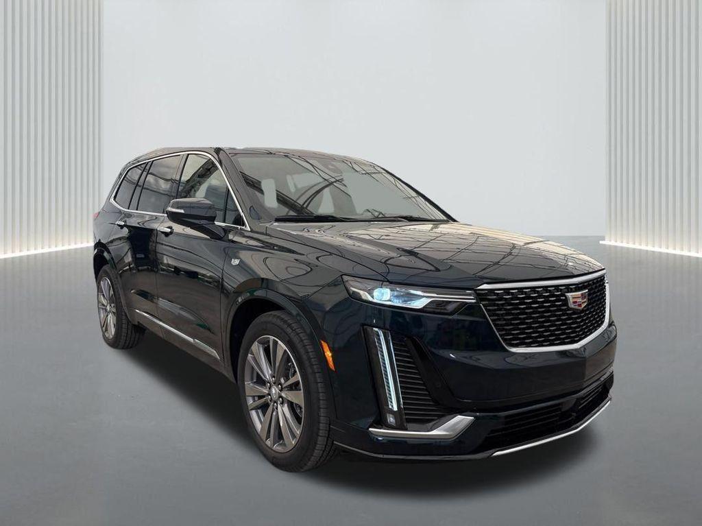 new 2025 Cadillac XT6 car, priced at $46,850