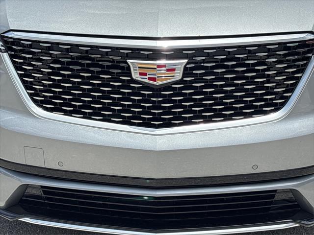 new 2025 Cadillac XT6 car, priced at $48,690