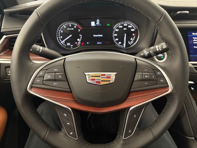 new 2025 Cadillac XT5 car, priced at $44,991