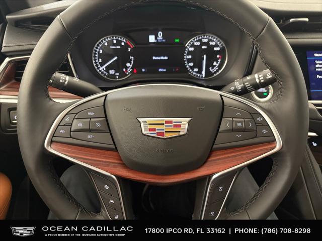 new 2025 Cadillac XT5 car, priced at $51,615