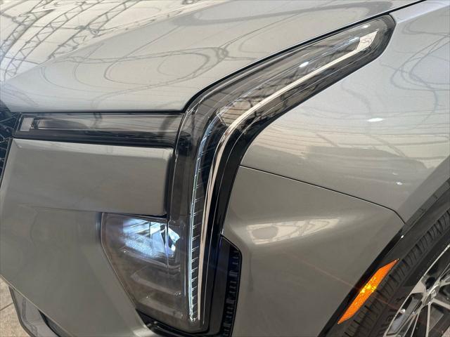 new 2025 Cadillac XT4 car, priced at $42,040