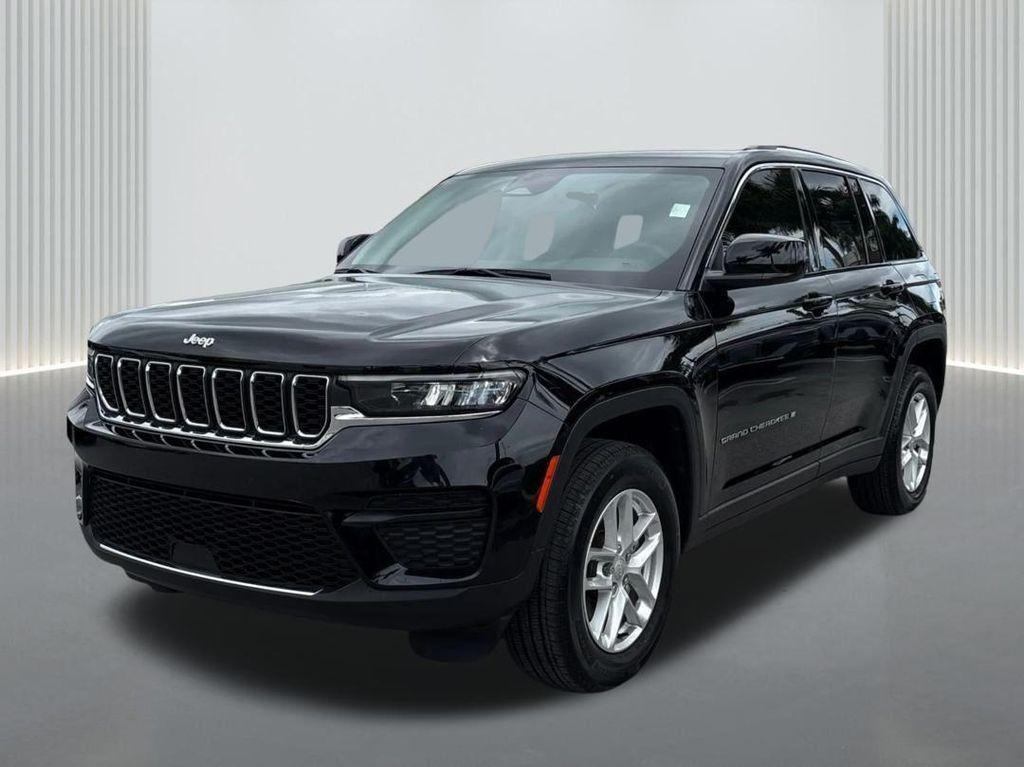 used 2023 Jeep Grand Cherokee car, priced at $25,686