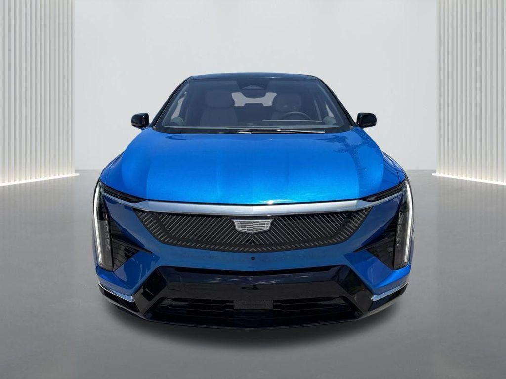 new 2025 Cadillac OPTIQ car, priced at $55,615