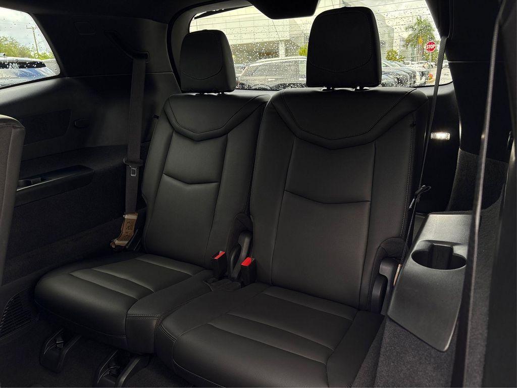 new 2025 Cadillac XT6 car, priced at $44,995