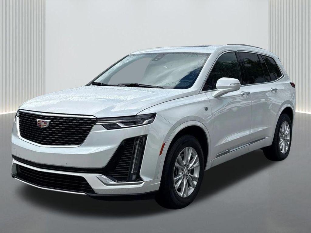 new 2025 Cadillac XT6 car, priced at $44,995
