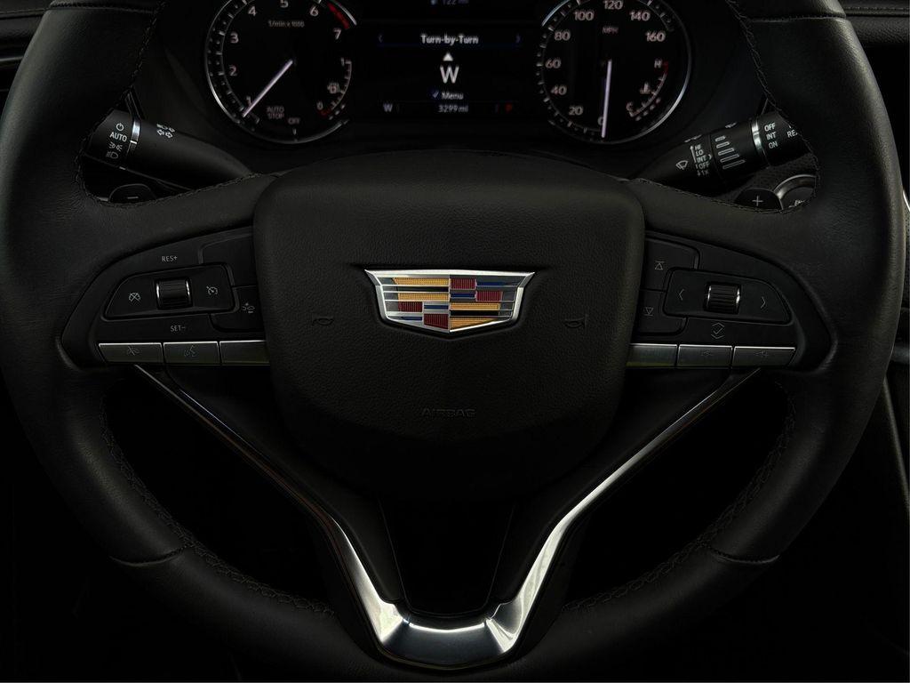 new 2025 Cadillac XT6 car, priced at $44,995