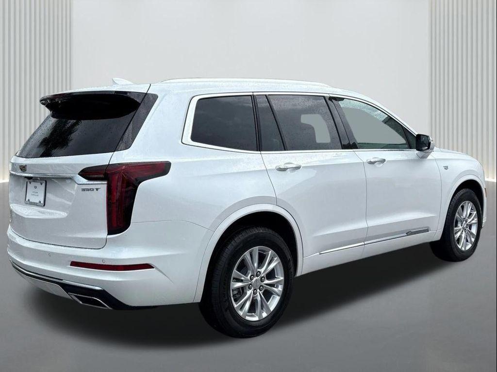 new 2025 Cadillac XT6 car, priced at $44,995