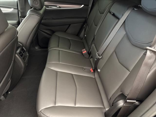 new 2025 Cadillac XT5 car, priced at $35,995