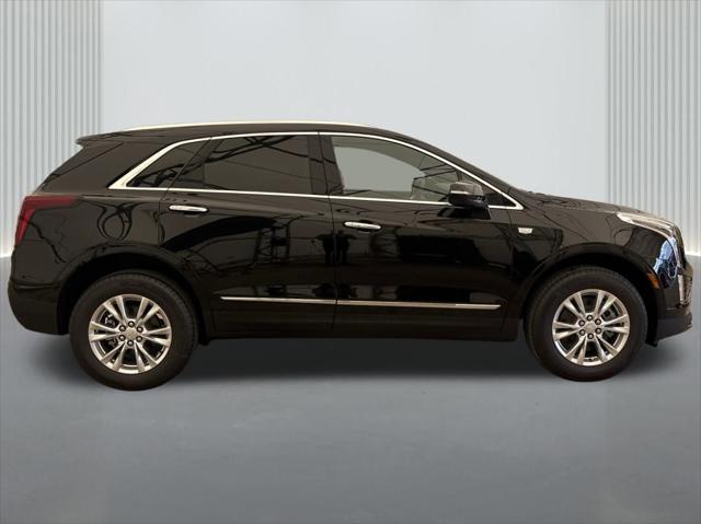 new 2025 Cadillac XT5 car, priced at $35,995
