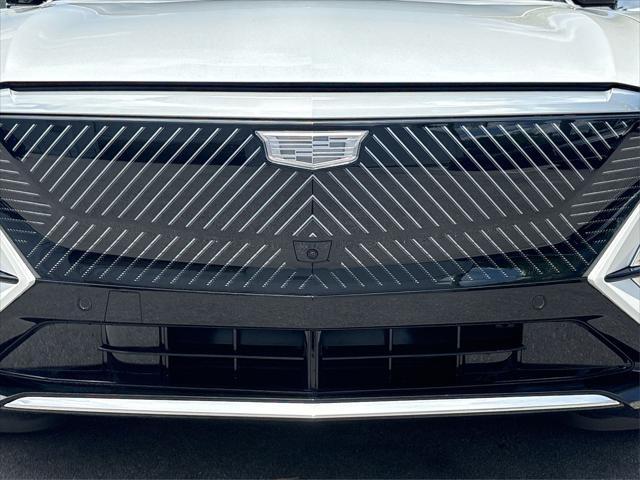 new 2025 Cadillac LYRIQ car, priced at $61,614