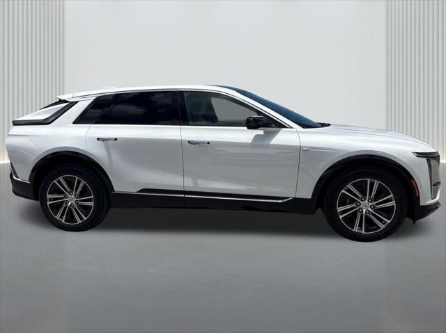 new 2025 Cadillac LYRIQ car, priced at $61,614