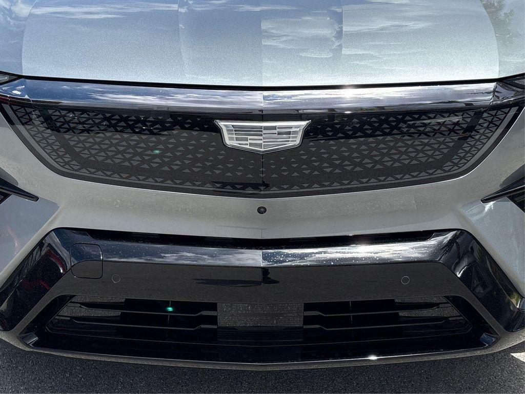 new 2025 Cadillac OPTIQ car, priced at $52,215