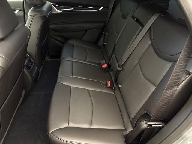 new 2025 Cadillac XT5 car, priced at $50,590