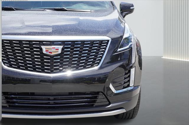 new 2025 Cadillac XT5 car, priced at $44,491