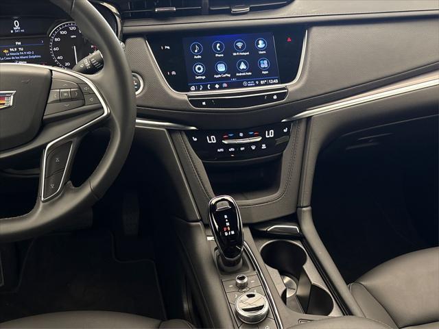 new 2024 Cadillac XT5 car, priced at $37,991