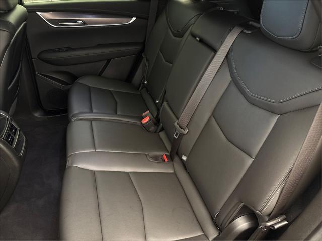 new 2024 Cadillac XT5 car, priced at $37,991