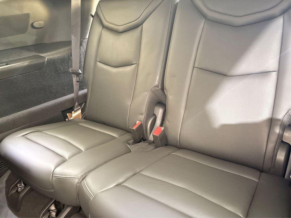 new 2025 Cadillac XT6 car