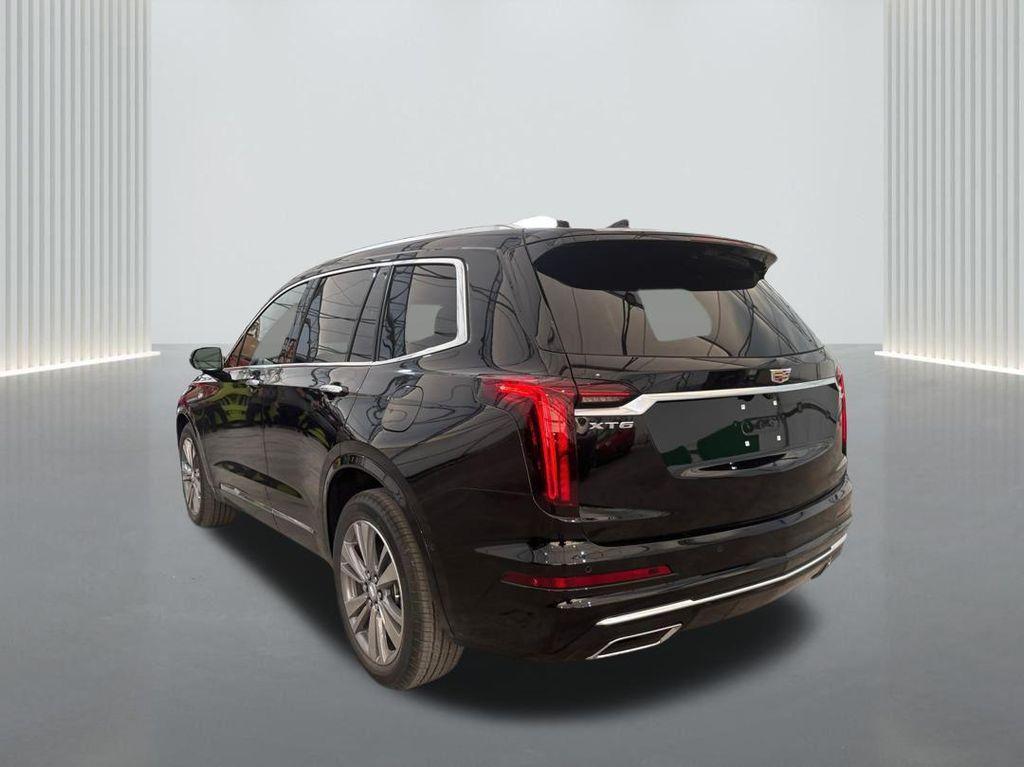 new 2025 Cadillac XT6 car