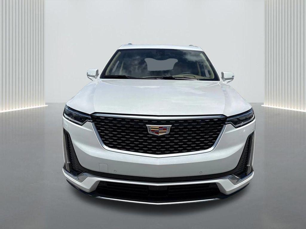 new 2025 Cadillac XT6 car, priced at $70,215