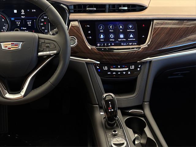 new 2025 Cadillac XT6 car, priced at $70,215