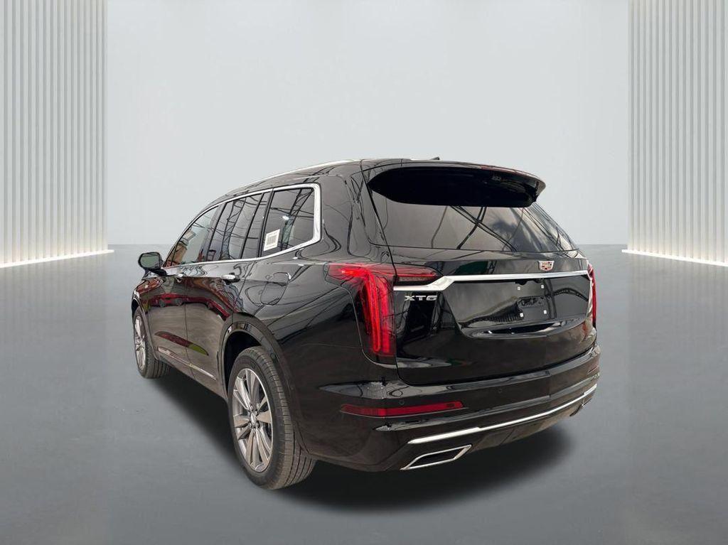 new 2025 Cadillac XT6 car