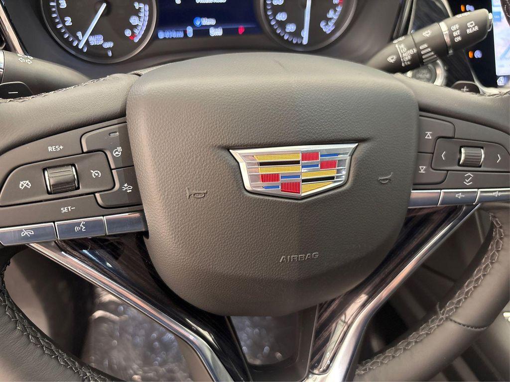 new 2025 Cadillac XT6 car