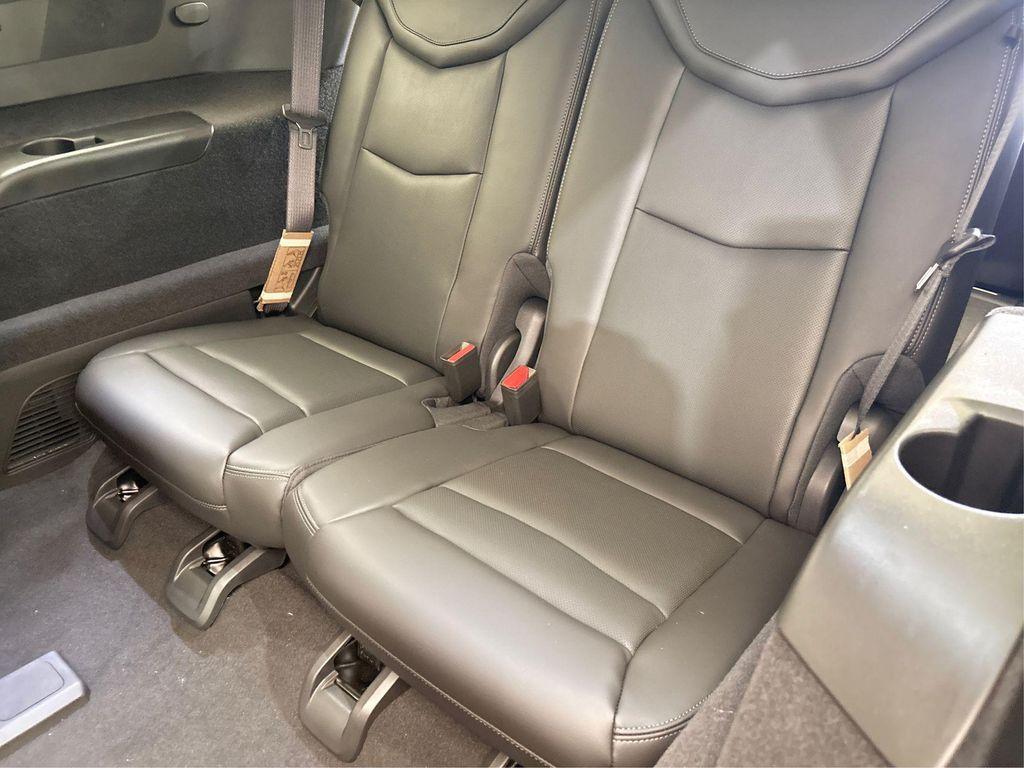 new 2025 Cadillac XT6 car