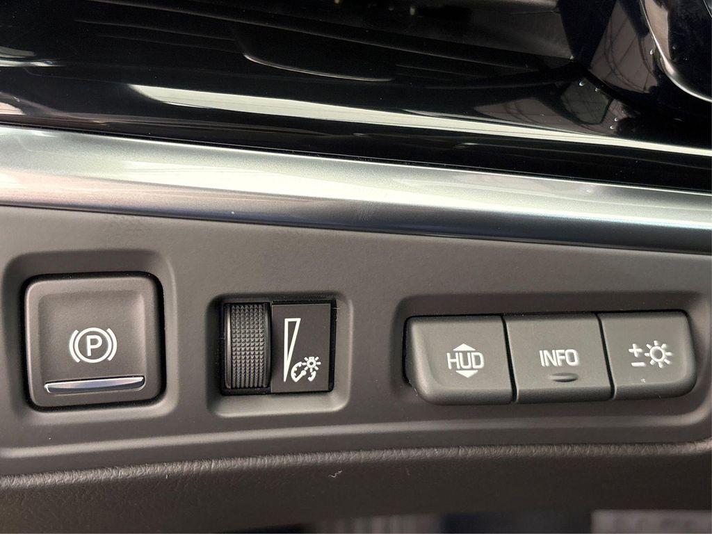 new 2025 Cadillac XT6 car