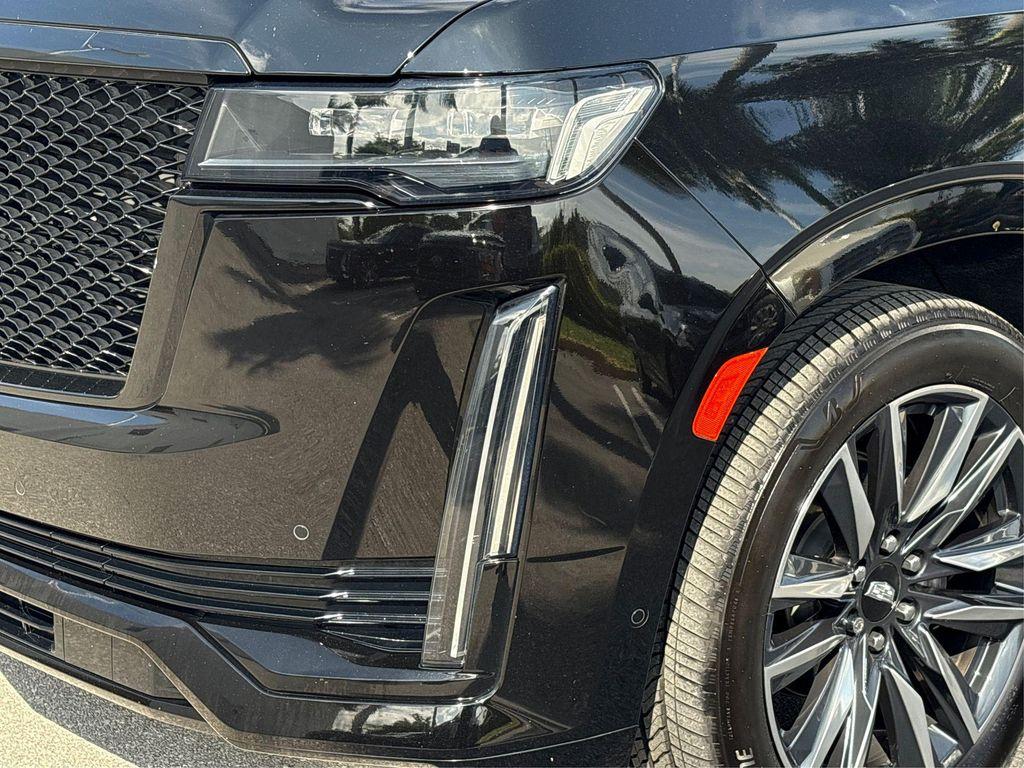 used 2021 Cadillac Escalade ESV car, priced at $67,694