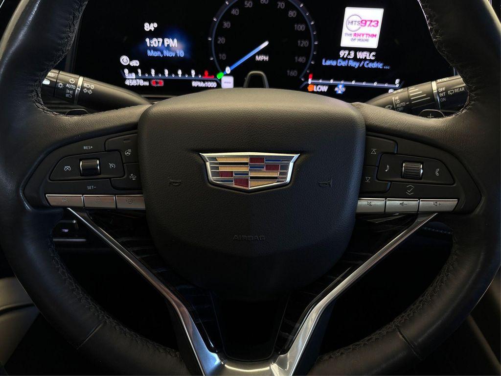 used 2021 Cadillac Escalade ESV car, priced at $67,694