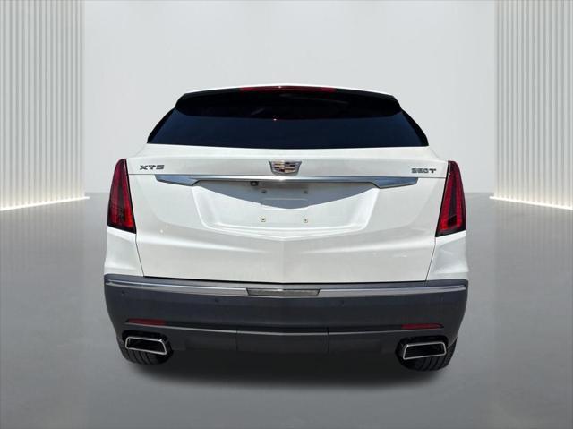 used 2022 Cadillac XT5 car, priced at $27,990