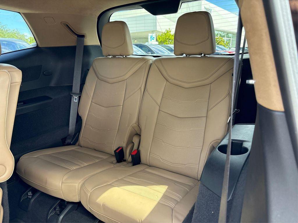 used 2023 Cadillac XT6 car, priced at $39,995